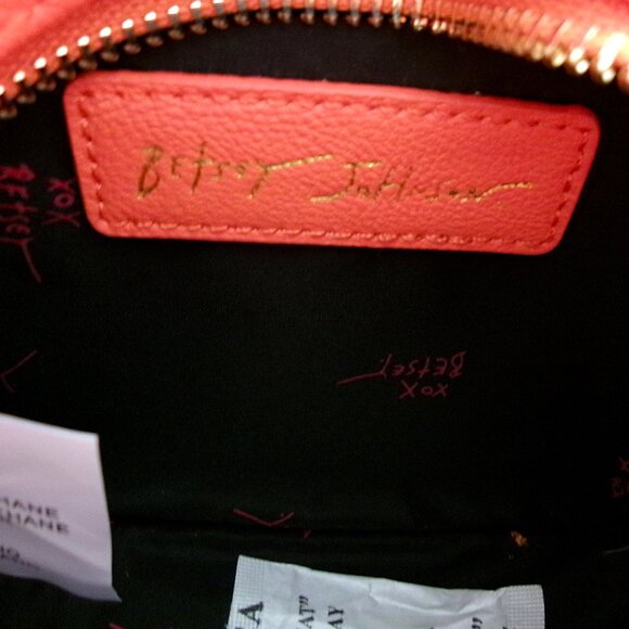 Betsey Johnson Orange Jack-o-Lantern Pumpkin Kiss Crossbody Bag NWT New - Picture 8 of 9